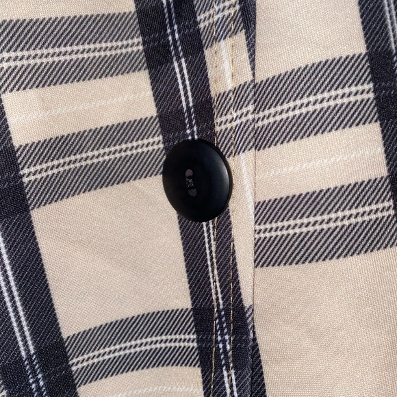 Prettylittlething skirt - Picture 4 of 6